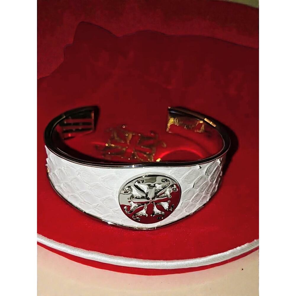 Rustic Cuff Monique Python Side Cut White/Silver … - image 1